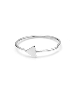 Piercing Nariz Aro Triángulo Plata Primera Ley